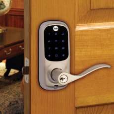 Yale Smart real Living Key Door Lock,  Phone App Remote Control,Touchscreen, User password, Z-Wave  with handgrip in Satin nicket 